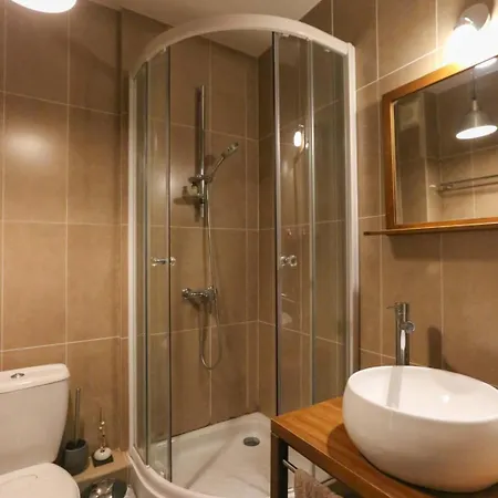 Large Flat With Terraces Parigi